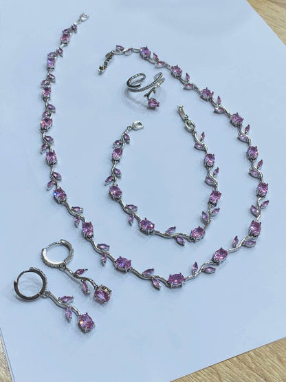 parure tulipe 4 pieces ™