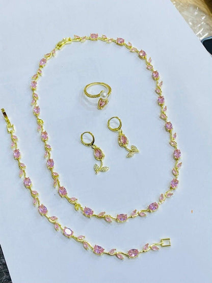 parure tulipe 4 pieces ™